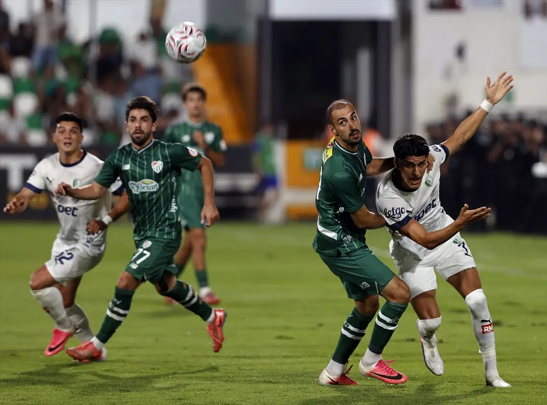 Trendyol 1. Lig: Bursaspor, Bodrum FK'yi deplasmanda 2-0 yendi