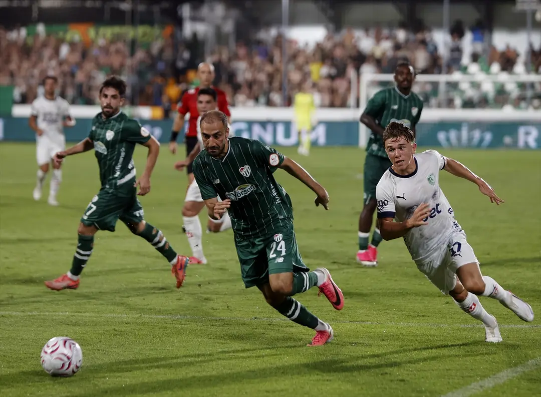 Trendyol 1. Lig: Bursaspor, Bodrum FK'yi deplasmanda 2-0 yendi