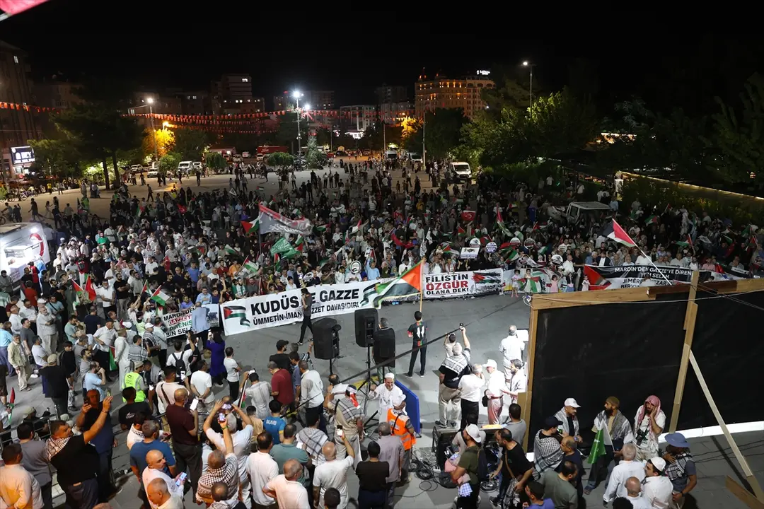 Filistin Konvoyu aktivistleri Mardin'de miting düzenledi