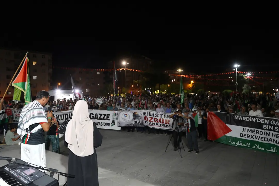 Filistin Konvoyu aktivistleri Mardin'de miting düzenledi