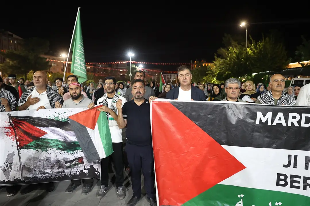 Filistin Konvoyu aktivistleri Mardin'de miting düzenledi