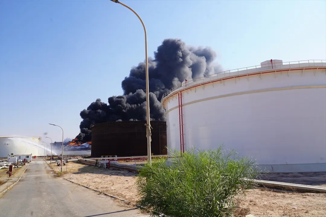 Libya: Zaviye petrol tesisleri kırmızı çizgi, saldırı sürüyor