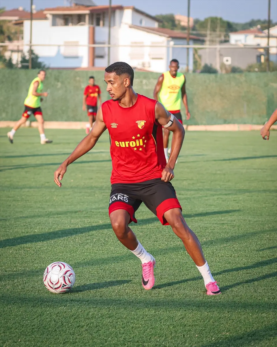 Göztepe, Samsunspor maçı hazırlıklarına Urla'da başladı