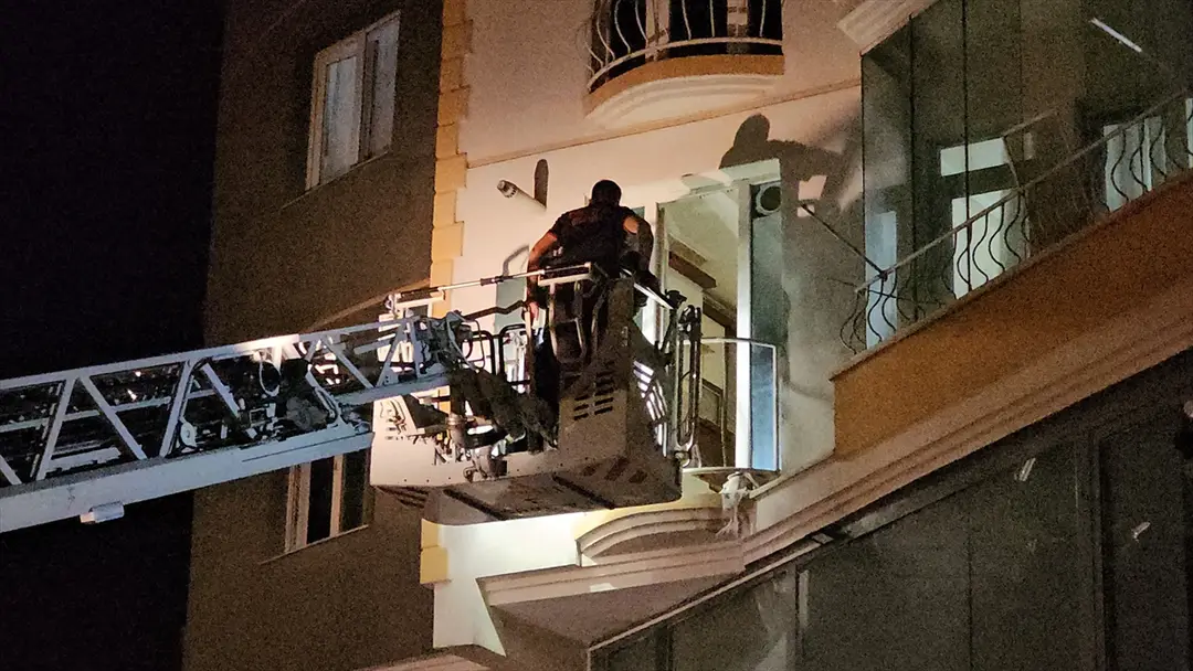 Çorum'da kötü koku yayılan evde bir kişi ölü bulundu