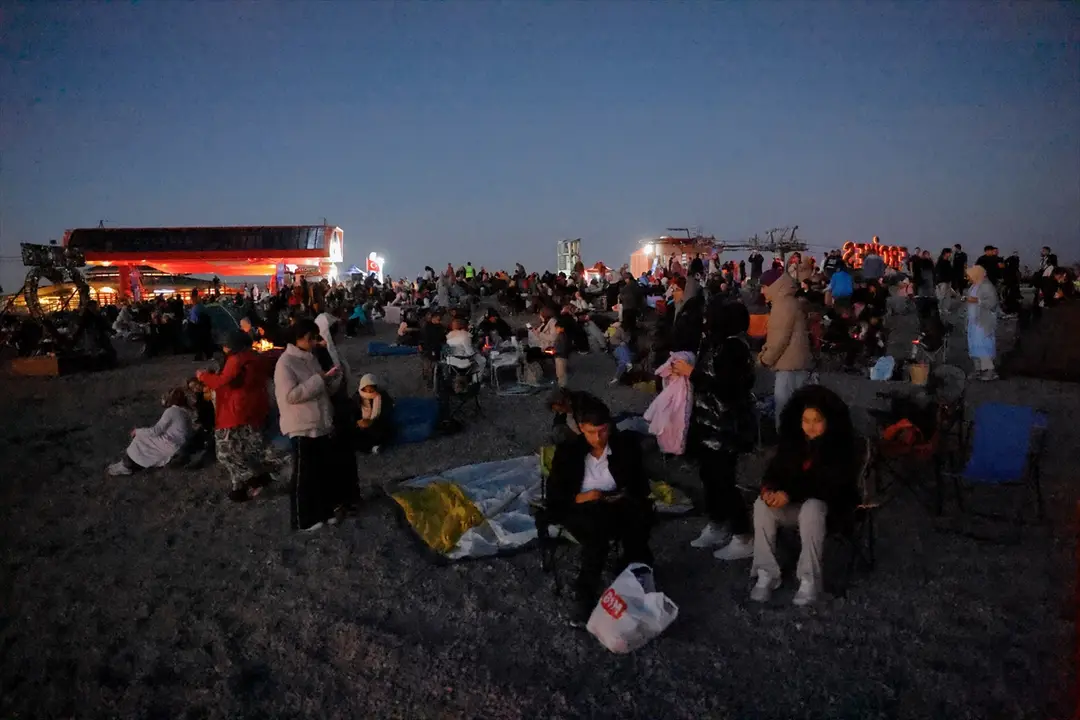 Erciyes'te Perseid meteor yağmuru: Gökyüzü tutkunları izledi