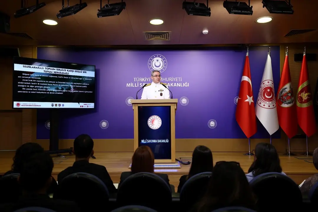 Tuğamiral Aktürk: Mekke Anlaşması NATO'ya rakip değil
