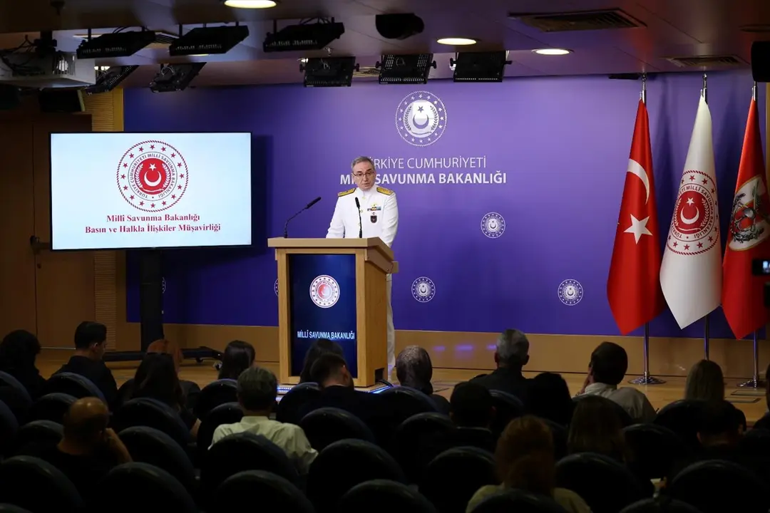 Tuğamiral Aktürk: Mekke Anlaşması NATO'ya rakip değil
