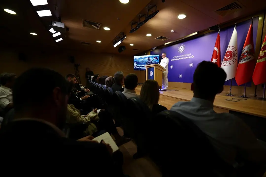 Tuğamiral Aktürk: Mekke Anlaşması NATO'ya rakip değil