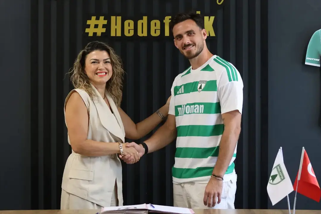 Muğlaspor, Venezuelalı stoper Luis Mago'yu kadrosuna kattı
