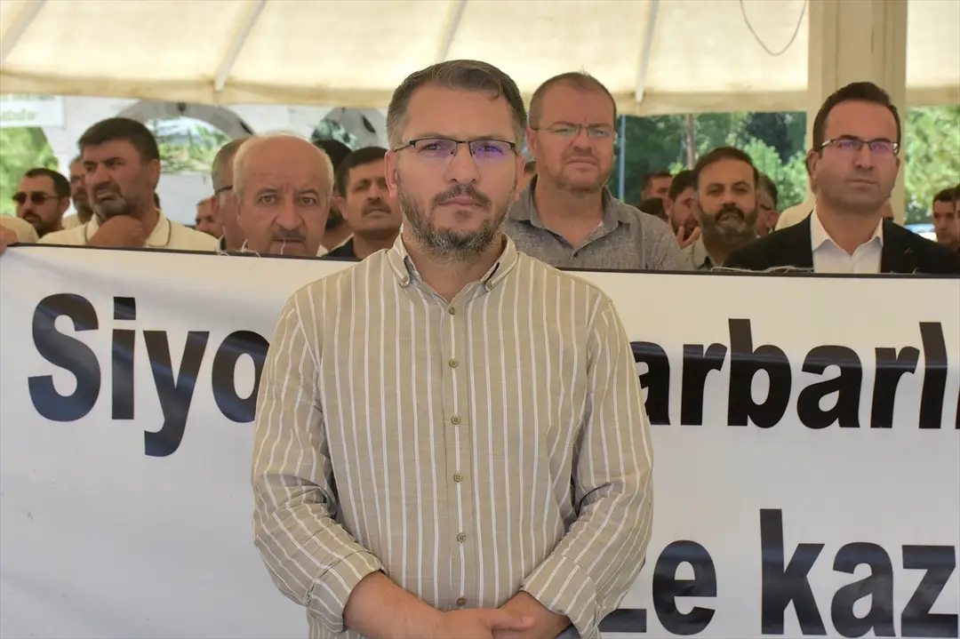 Van ve Muş'tan Filistin Konvoyu'na destek: Bekleyişe çözüm çağrısı