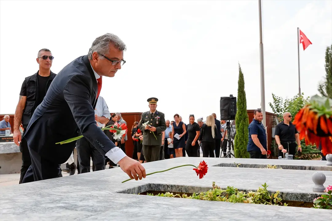 Şehitler acıların somut göstergesi