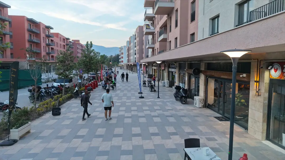 Hatay Atatürk Caddesi: Yeni iş yerleriyle yeniden canlandı