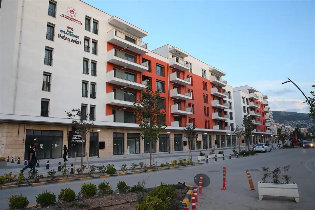 Hatay Atatürk Caddesi: Yeni iş yerleriyle yeniden canlandı