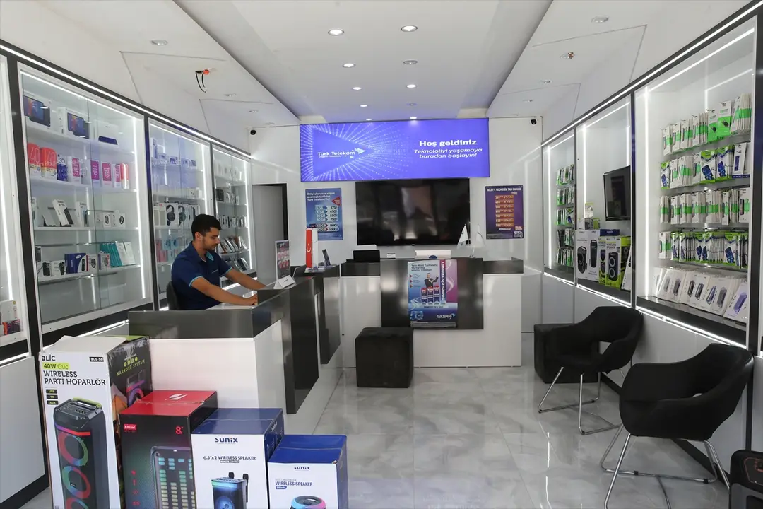 Hatay Atatürk Caddesi: Yeni iş yerleriyle yeniden canlandı