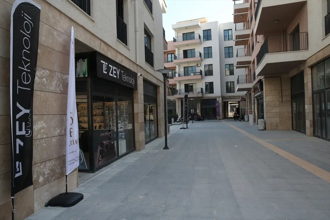 Hatay Atatürk Caddesi: Yeni iş yerleriyle yeniden canlandı