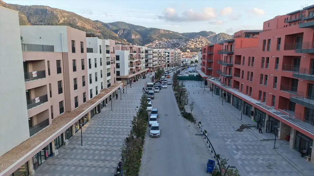 Hatay Atatürk Caddesi: Yeni iş yerleriyle yeniden canlandı
