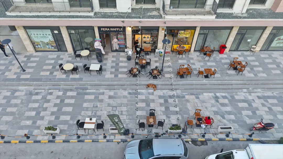 Hatay Atatürk Caddesi: Yeni iş yerleriyle yeniden canlandı