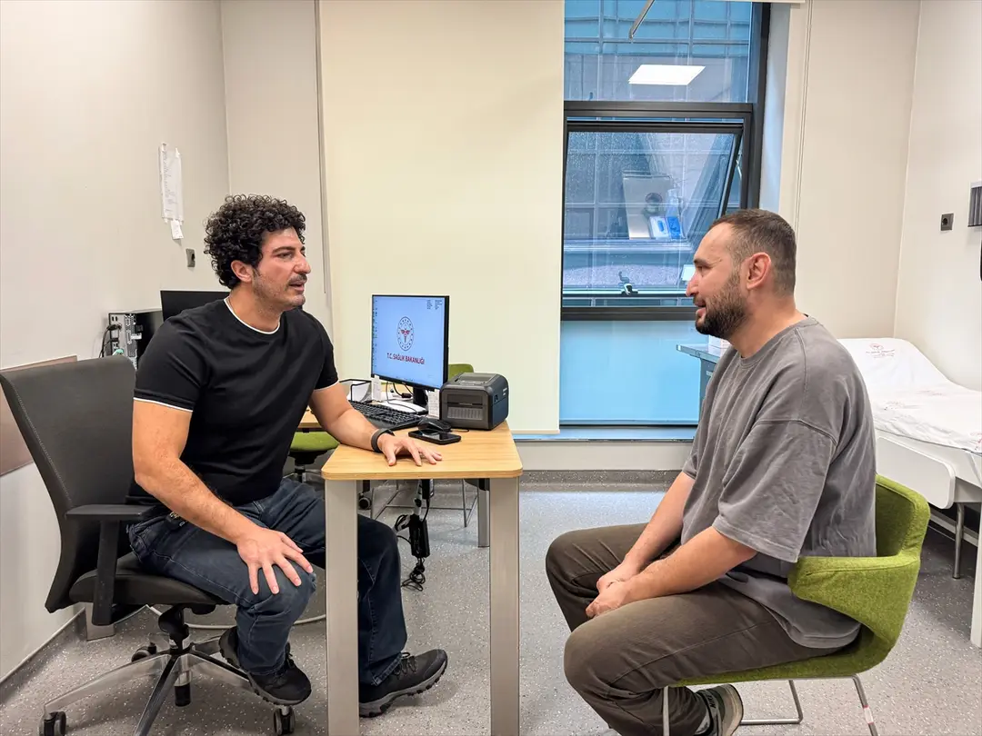 Kadavradan böbrek nakliyle hayata tutunan genç, organ bağışında farkındalık oluşturuyor