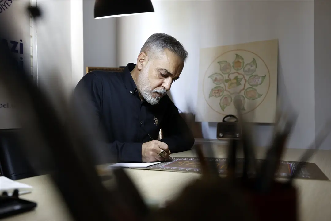 Mustafa Türker: Tezhip sanatıyla çeyrek asırdır motif nakşediyor