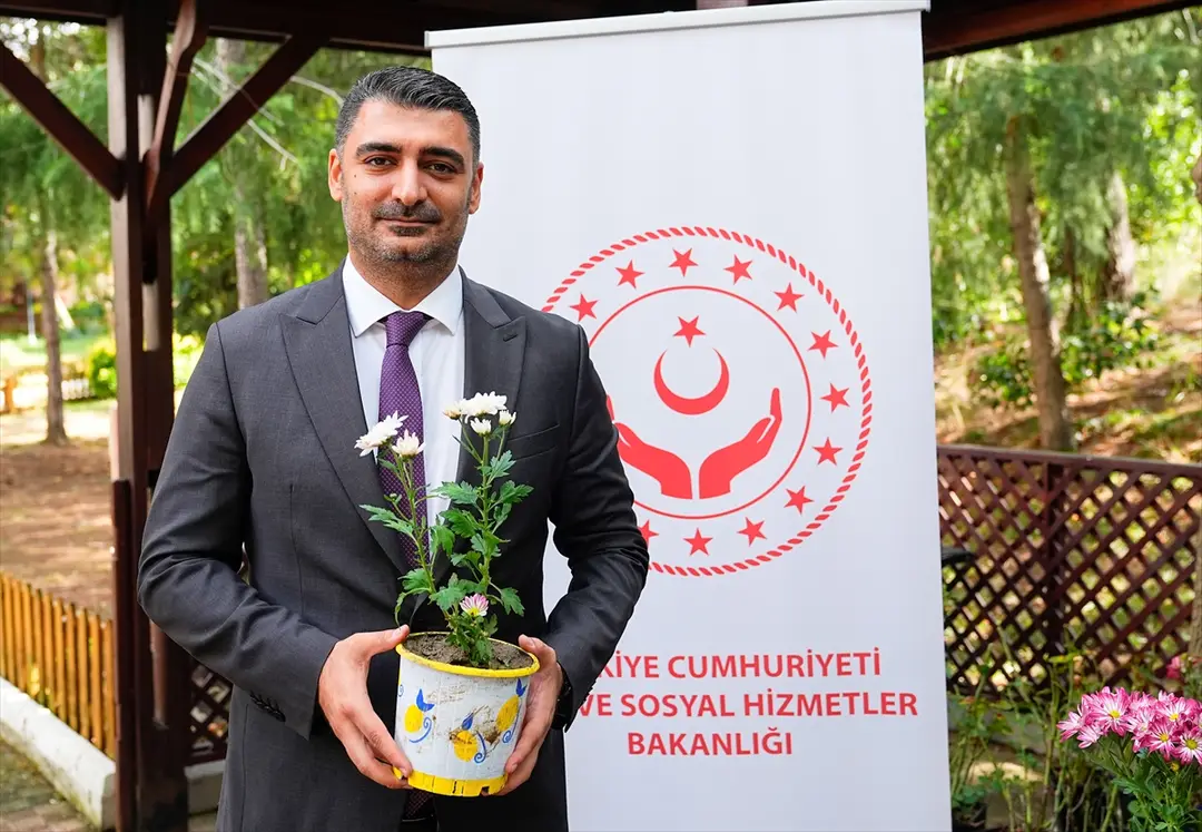 Huzurevi sakinleri limon kabuklarını ürüne dönüştürdü