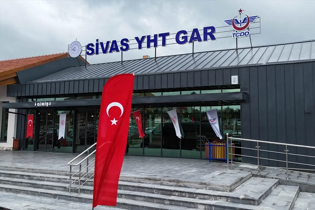 Sivas YHT Gar Binası Açıldı: Tarihi Lojistik Ambar Restore Edildi