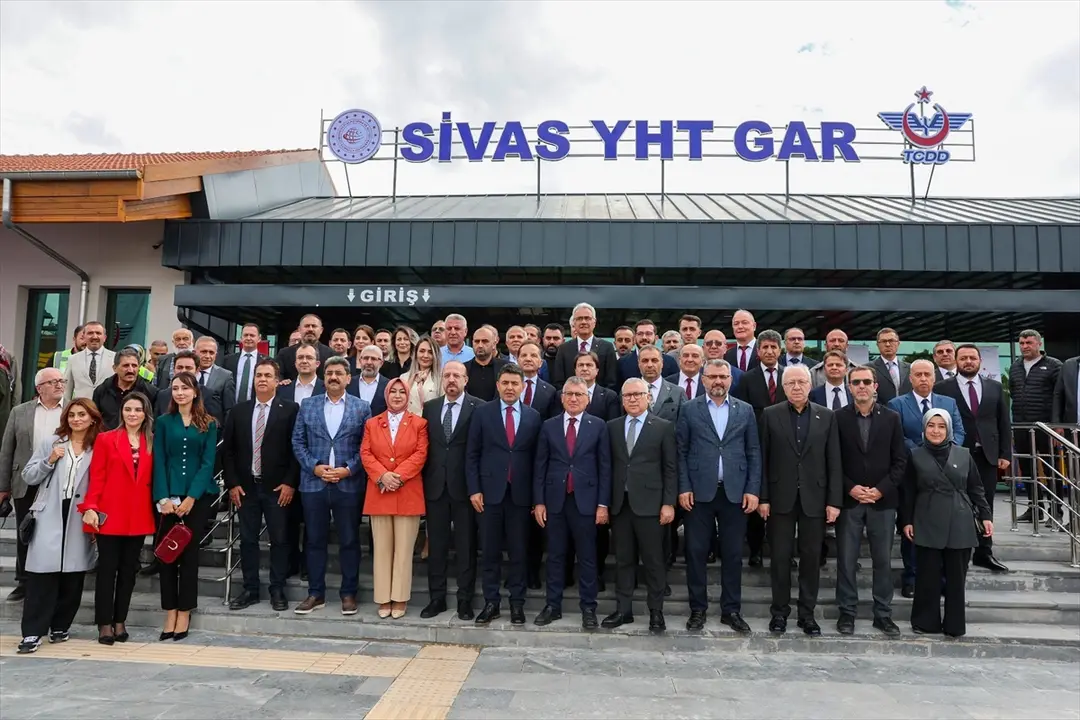 Sivas YHT Gar Binası Açıldı: Tarihi Lojistik Ambar Restore Edildi
