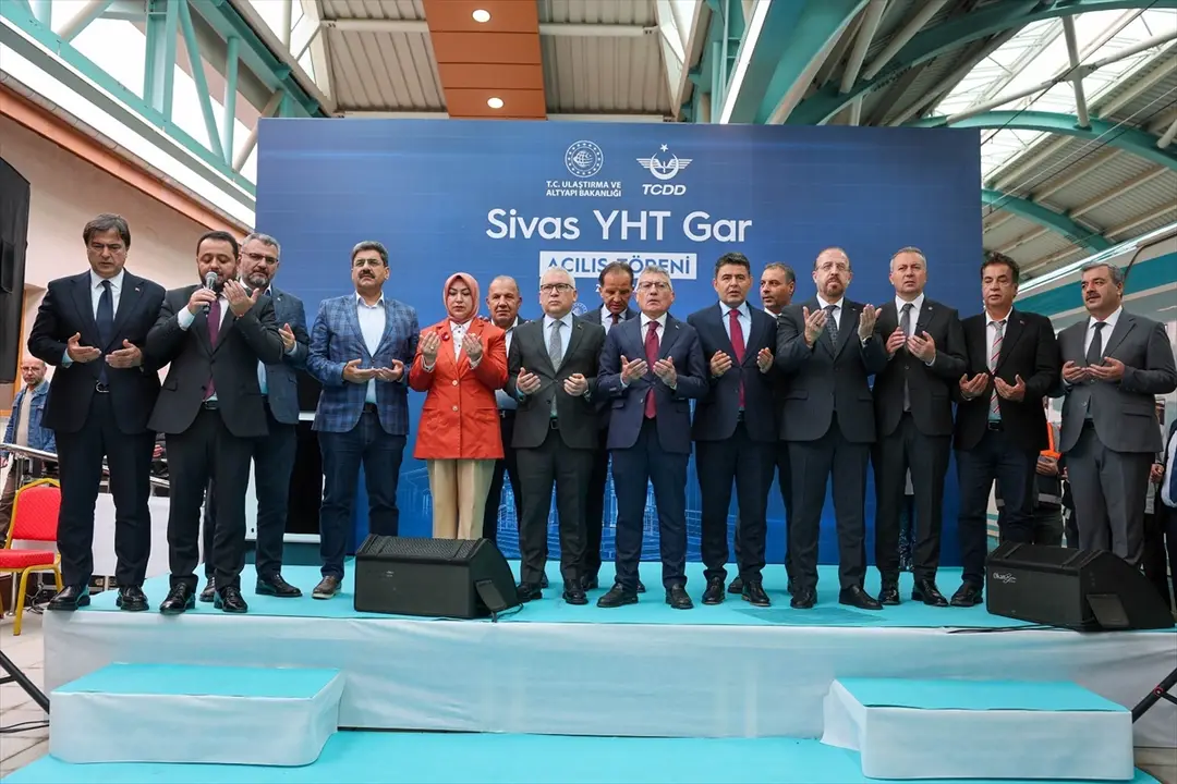 Sivas YHT Gar Binası Açıldı: Tarihi Lojistik Ambar Restore Edildi