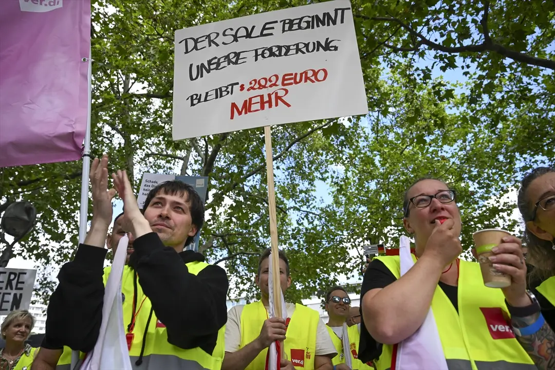 Retail Strike in Germany: Thousands of Workers Walk Out