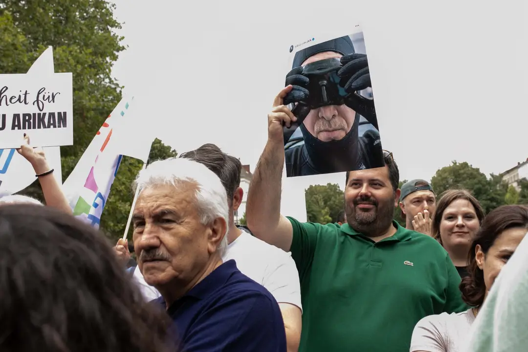 Support for Deniz Göktaş in Berlin: Hundreds Gather