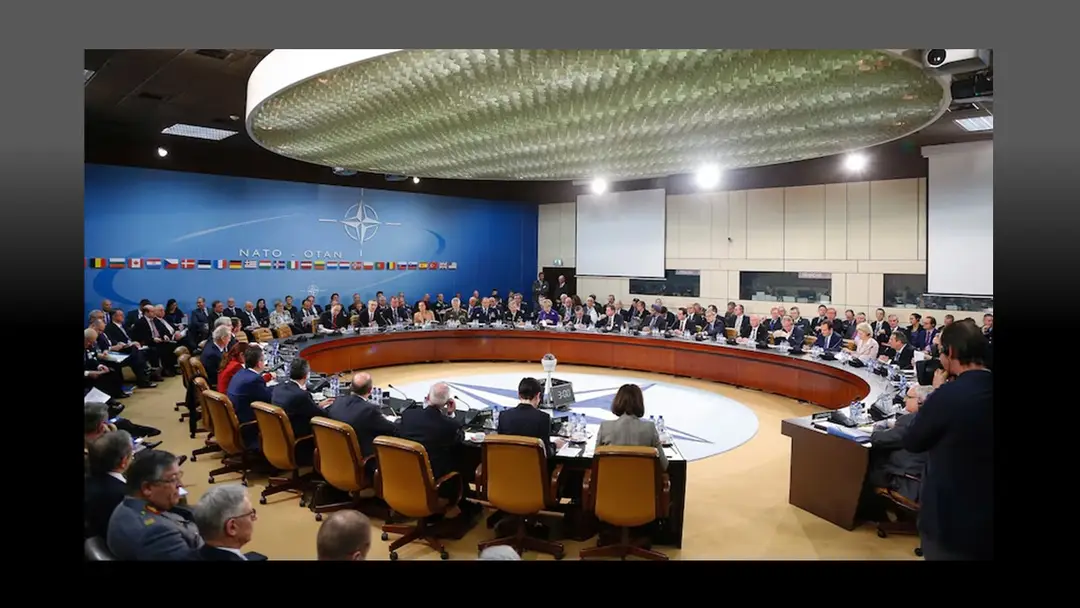 NATO-Kopf