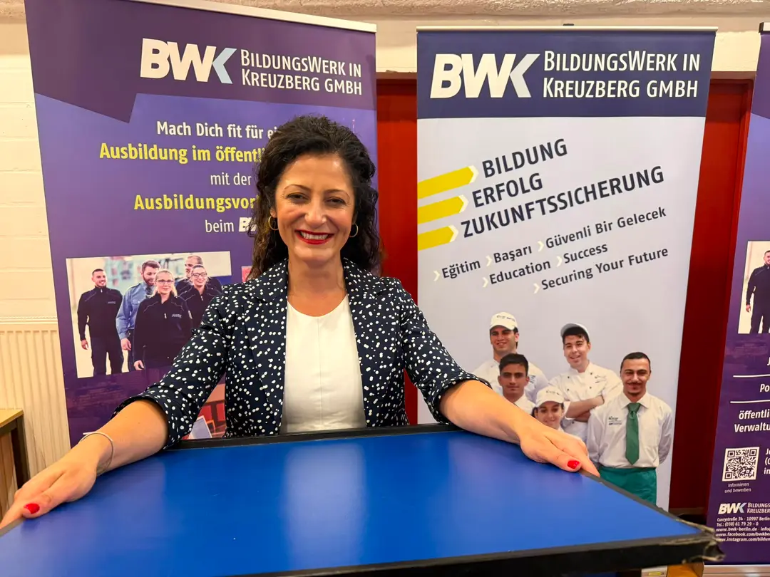 Young People Preparing for Public Service Receive Certificates in Berlin