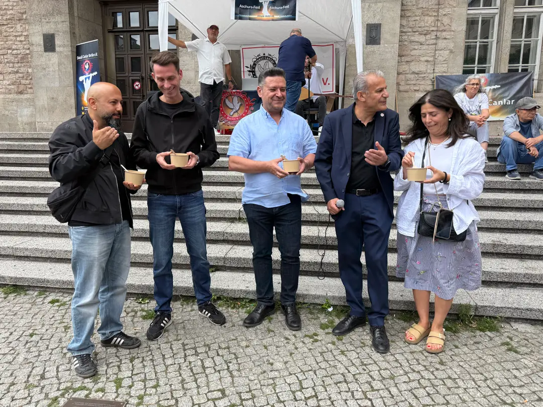 Sivaslı Canlar Berlin: Einheitsbotschaft beim Aşure-Mahl