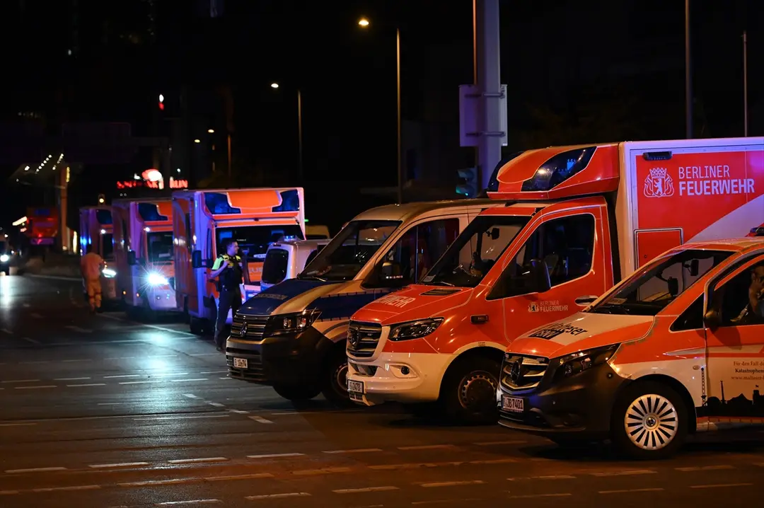 Berliner Polizei fahndet nach Abdul B. wegen Fahrzeugangriffs