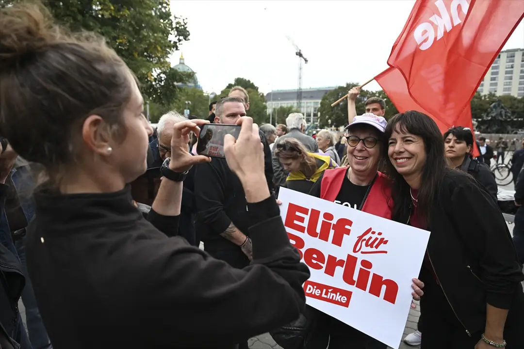 Berlin-Wahl: Linke führt, Elif Eralp meistunterstützt
