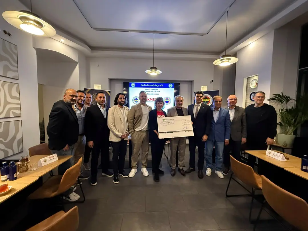 Fenerbahçe Berlin’den DKMS’ye 15 bin 320 Euro bağış