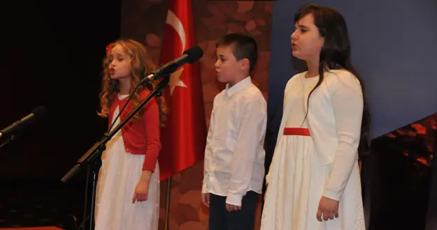 Berlin'de Çanakkale Şehitleri anıldı
