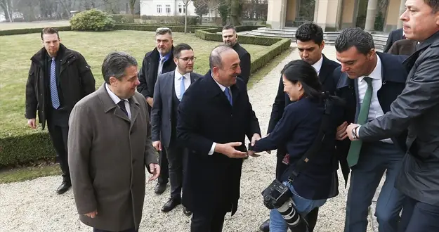 Dışişleri Bakanı Çavuşoğlu Berlin'de