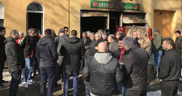 Almanya'nın başkenti Berlin'de camiye saldırı