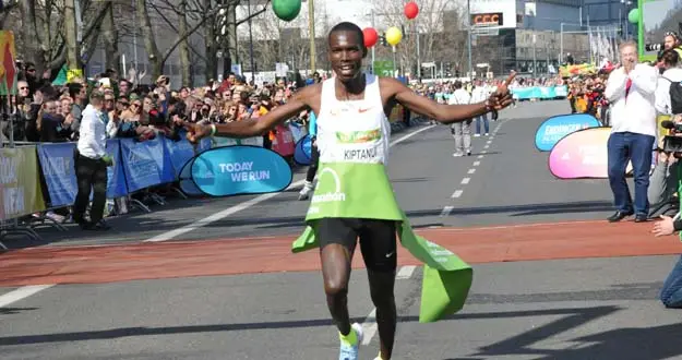 Berlin Yarı Maratonu`na rekor katılım