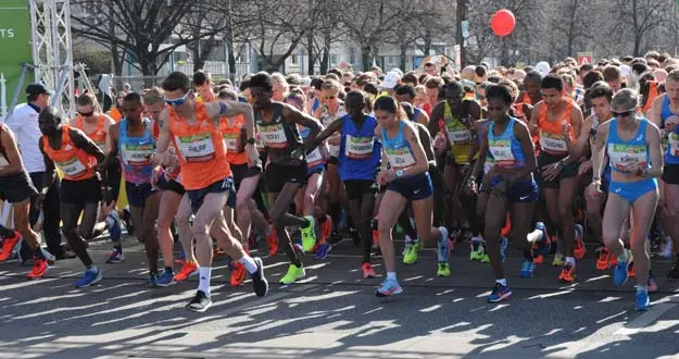 Berlin Yarı Maratonu`na rekor katılım