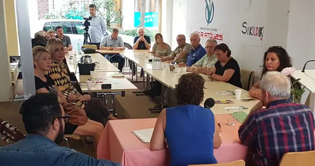 Okuma akşamında oy kullanma çağrısı yapıldı