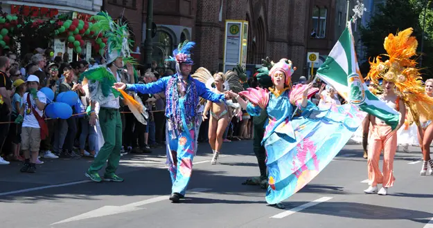 Berlin Kültürler Karnavalı ile coştu