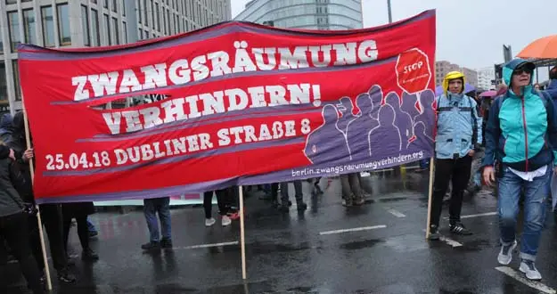 Berlin'de kira artışları protesto edildi