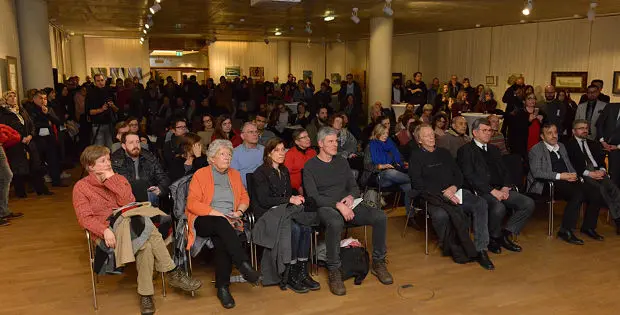 DİTİB Köln Camisi'ne Almanlardan yoğun ilgi