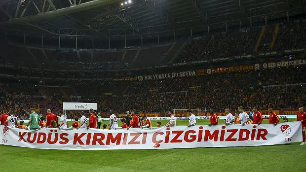 Galatasaraylı futbolculardan Kudüs mesajı
