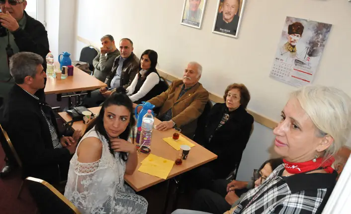 ADD Berlin`de Deniz Gezmiş, arkadaşları ve Prof. Dr. Türkan Saylan anıldılar