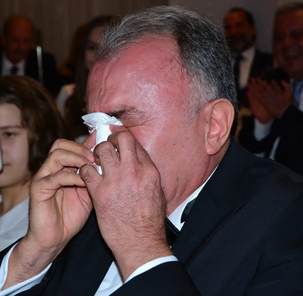 ANSİAD ödül töreninde sevinç göz yaşları