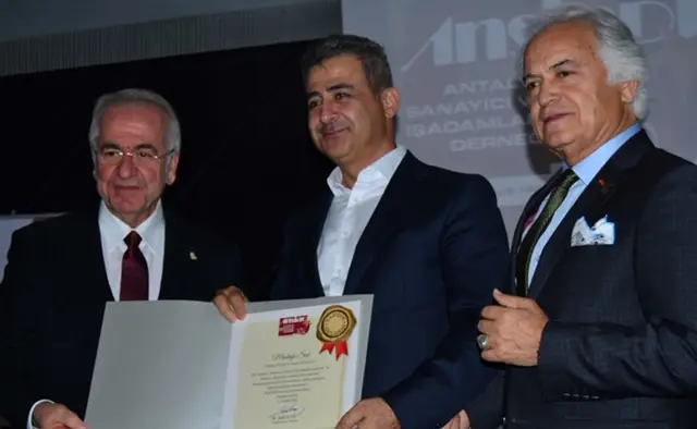 ANSİAD VERGİ REKORTMENİ ÜYELERİNİ GURURLANDIRDI