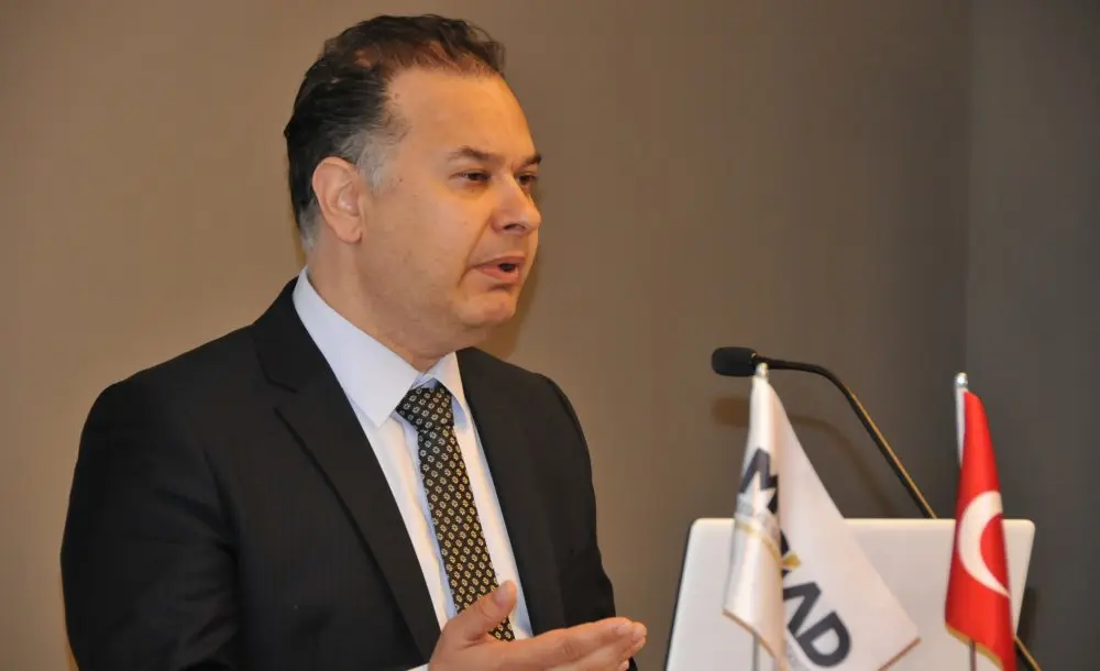 MÜSİAD Berlin’de Fikret Doğan Başkan seçildi