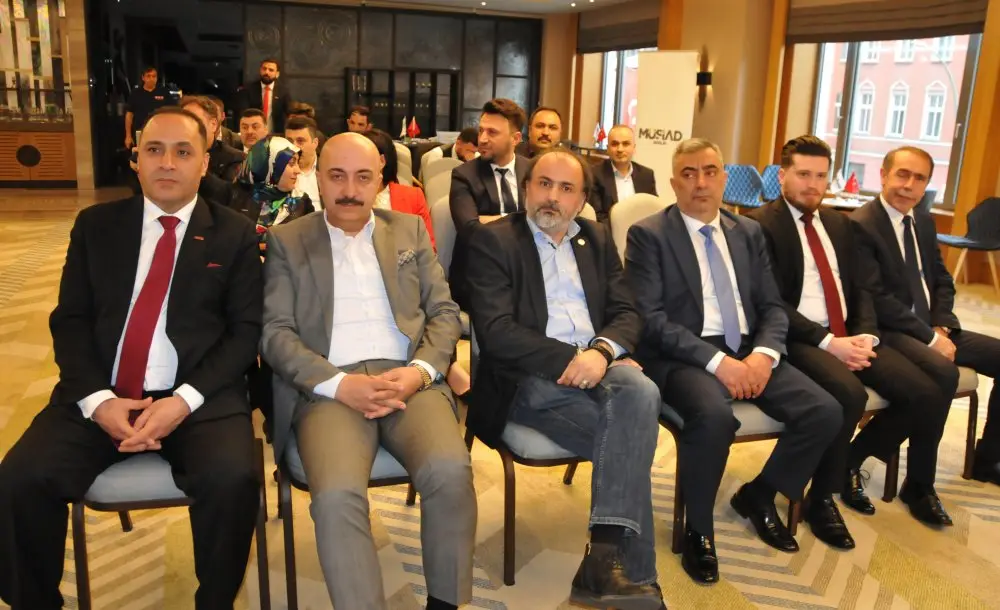 MÜSİAD Berlin’de Fikret Doğan Başkan seçildi